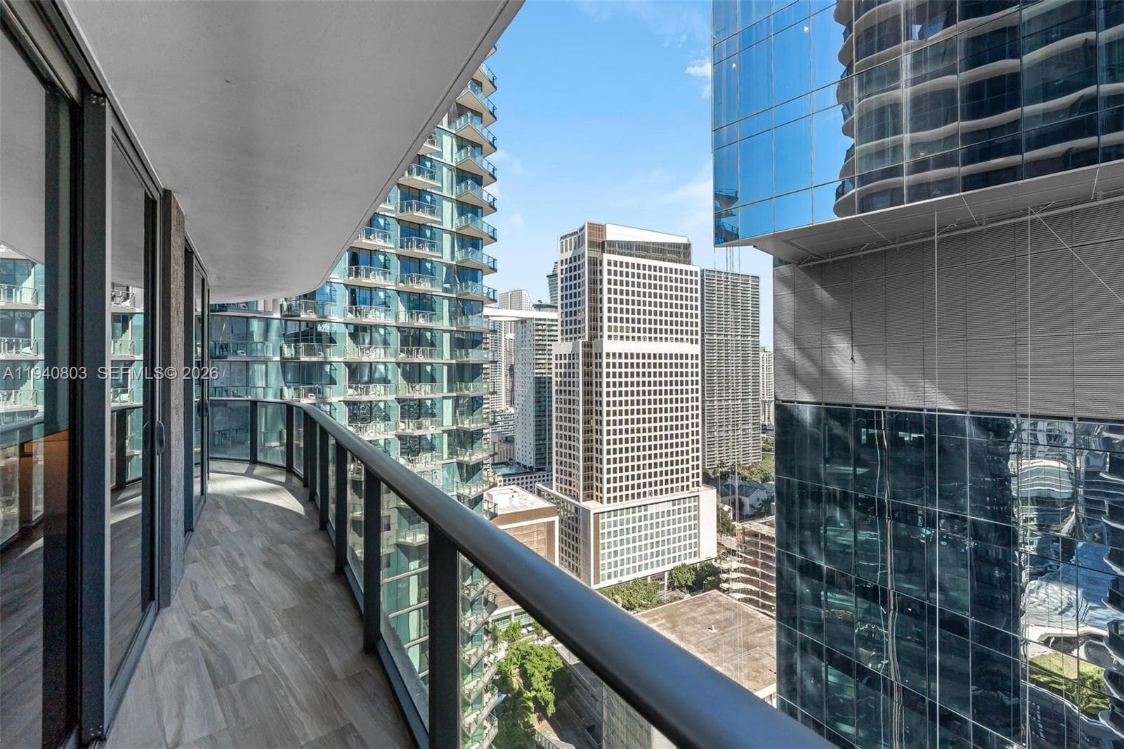 801 S Miami Ave # 2905, Miami FL 33130 — 31