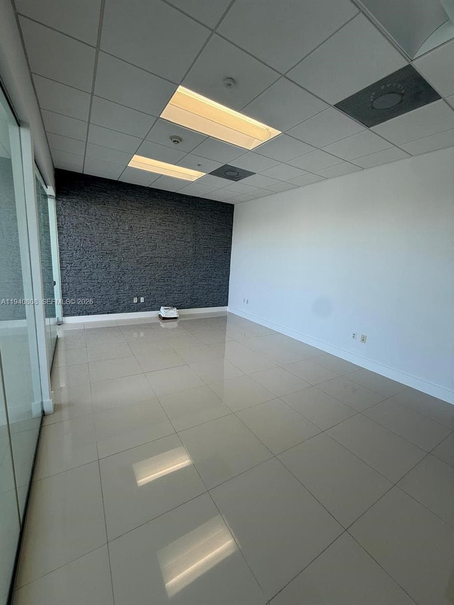 20200 Dixie Hwy # 805B, Aventura FL 33180 — 4