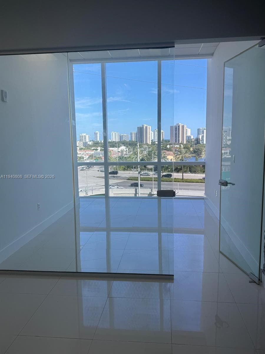 20200 Dixie Hwy # 805B, Aventura FL 33180 — 8