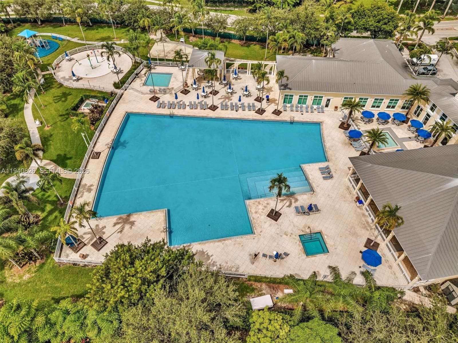 625 SE 30th Ter, Homestead FL 33033 — 67