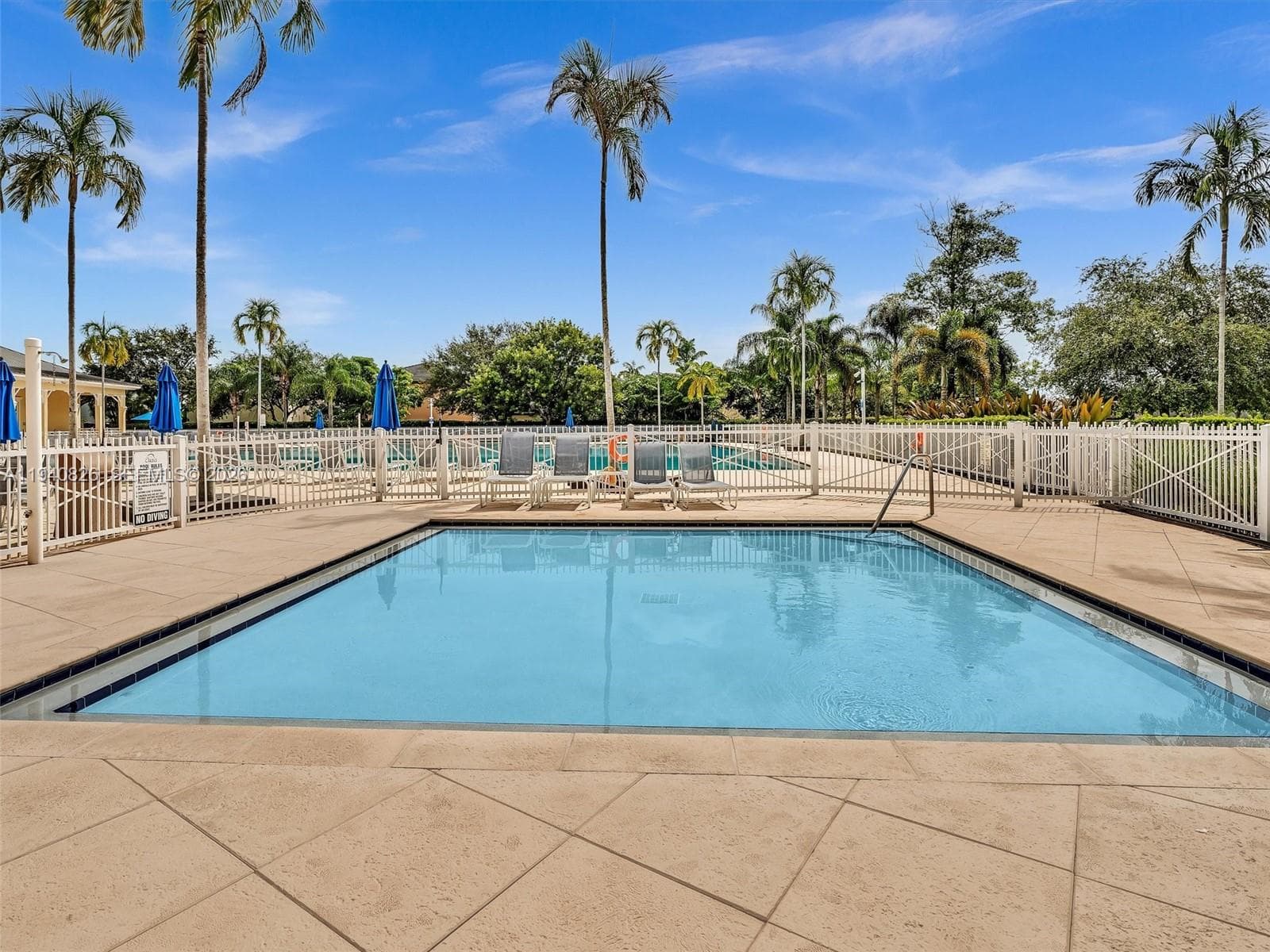 625 SE 30th Ter, Homestead FL 33033 — 63