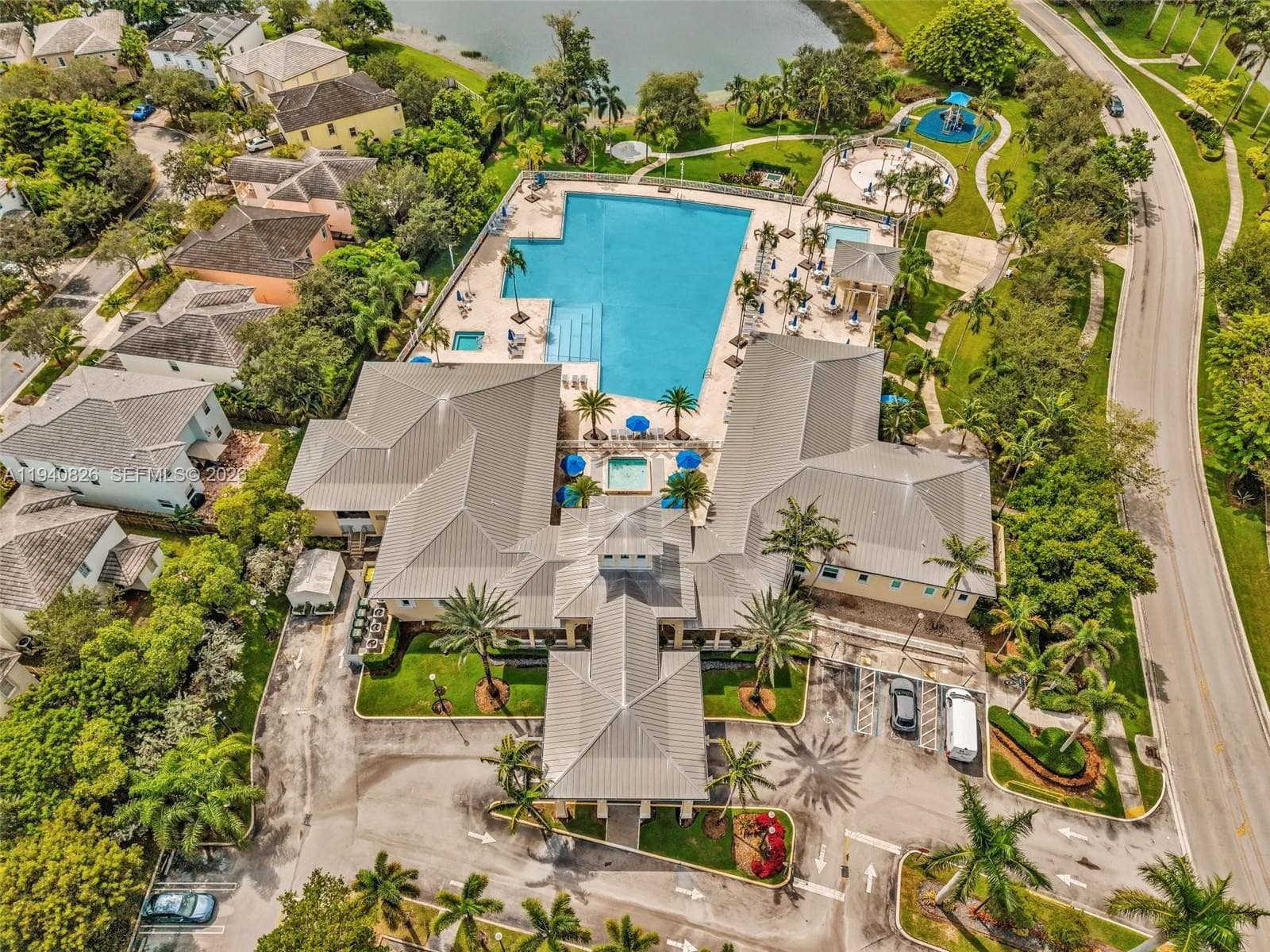 625 SE 30th Ter, Homestead FL 33033 — 64