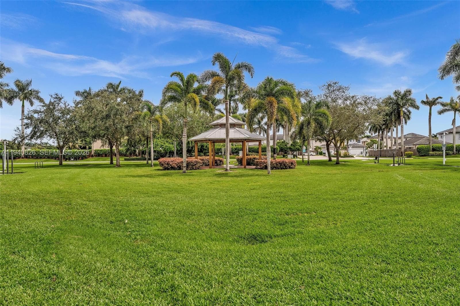 625 SE 30th Ter, Homestead FL 33033 — 70
