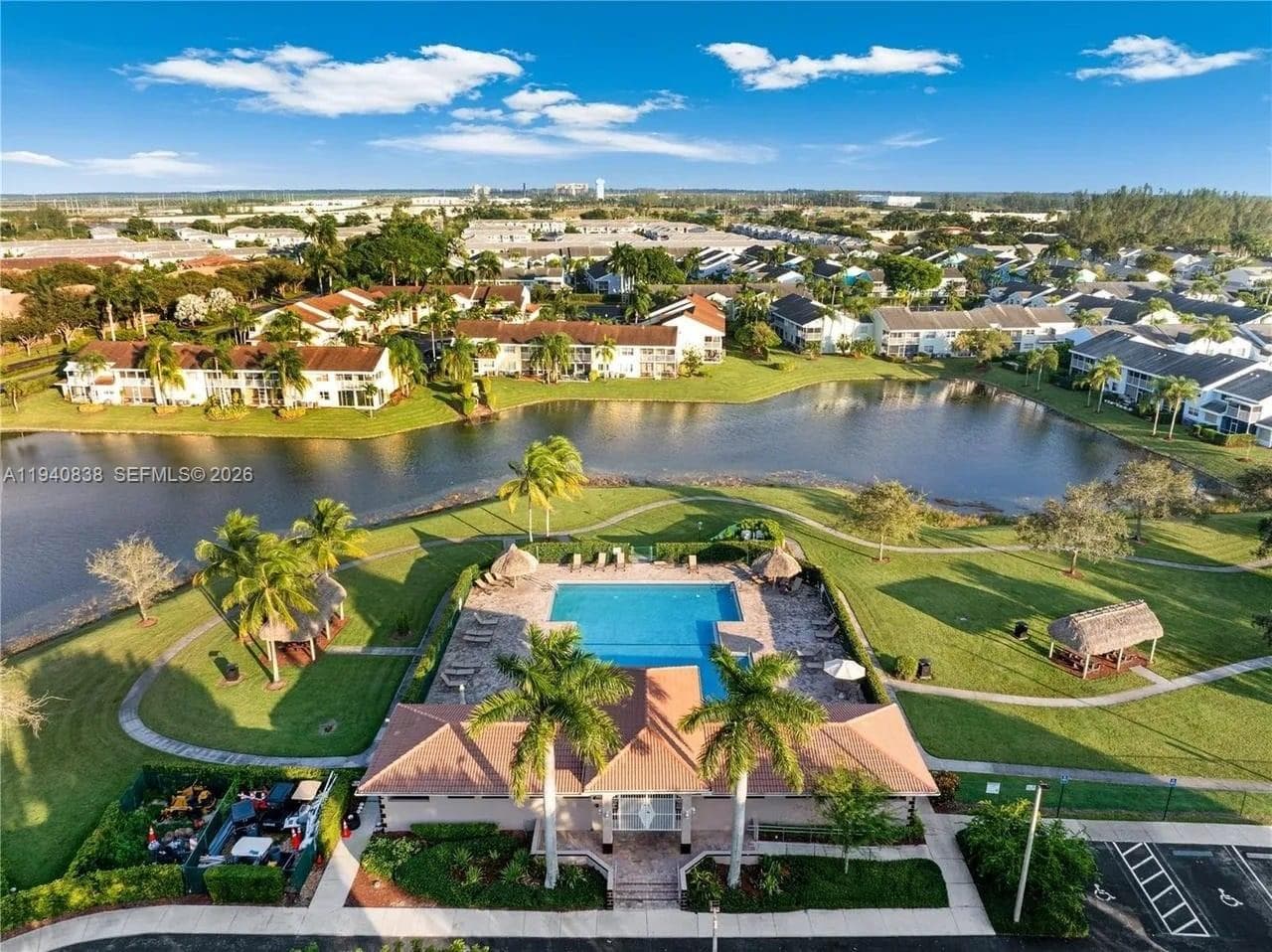2238 SE 26th lane # 2238, Homestead FL 33035 — 17