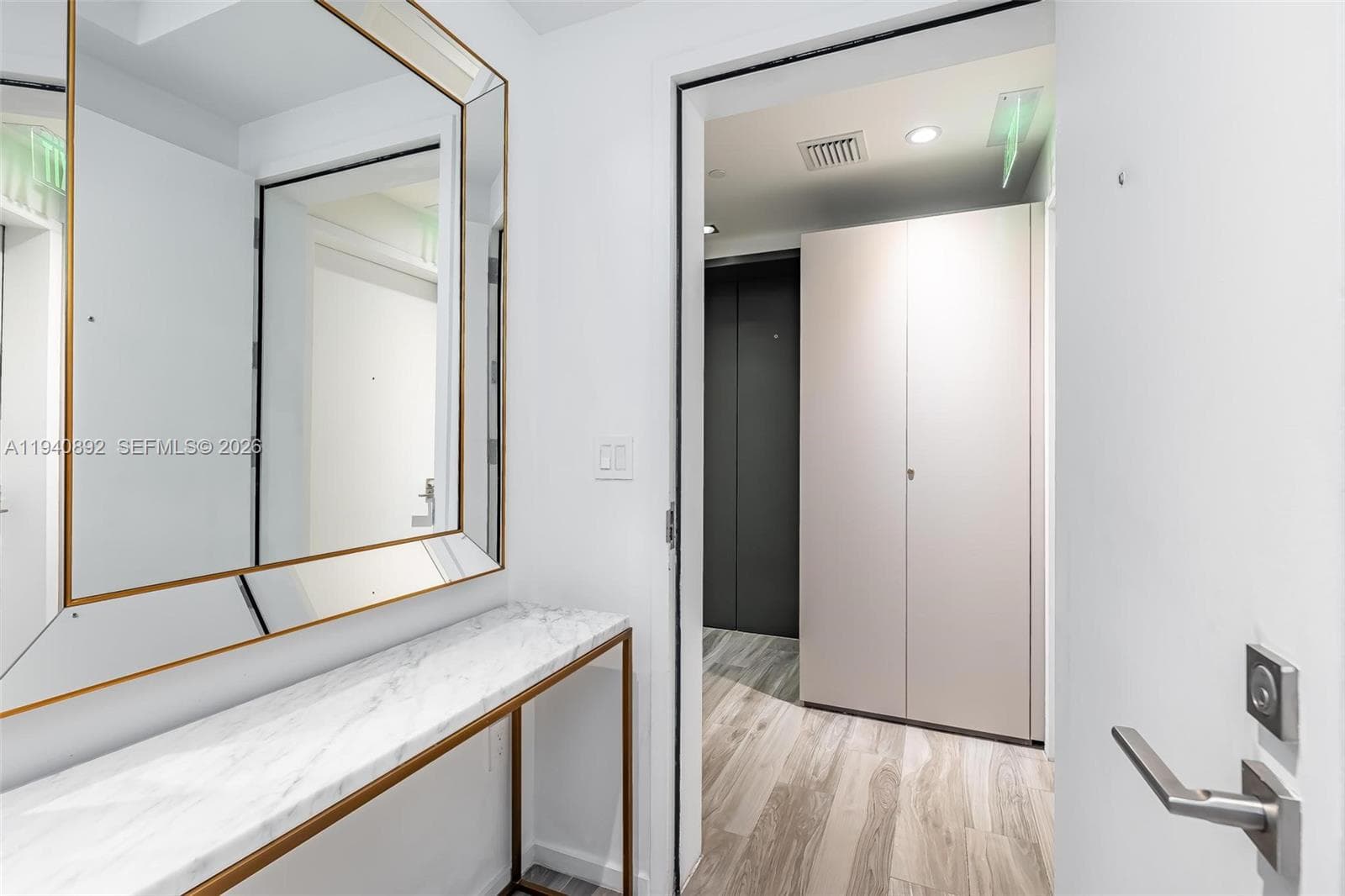 801 S Miami Ave # 2905, Miami FL 33130 — 20