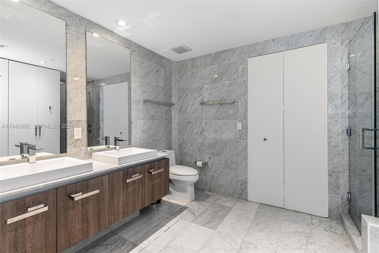 801 S Miami Ave # 2905, Miami FL 33130 — 11