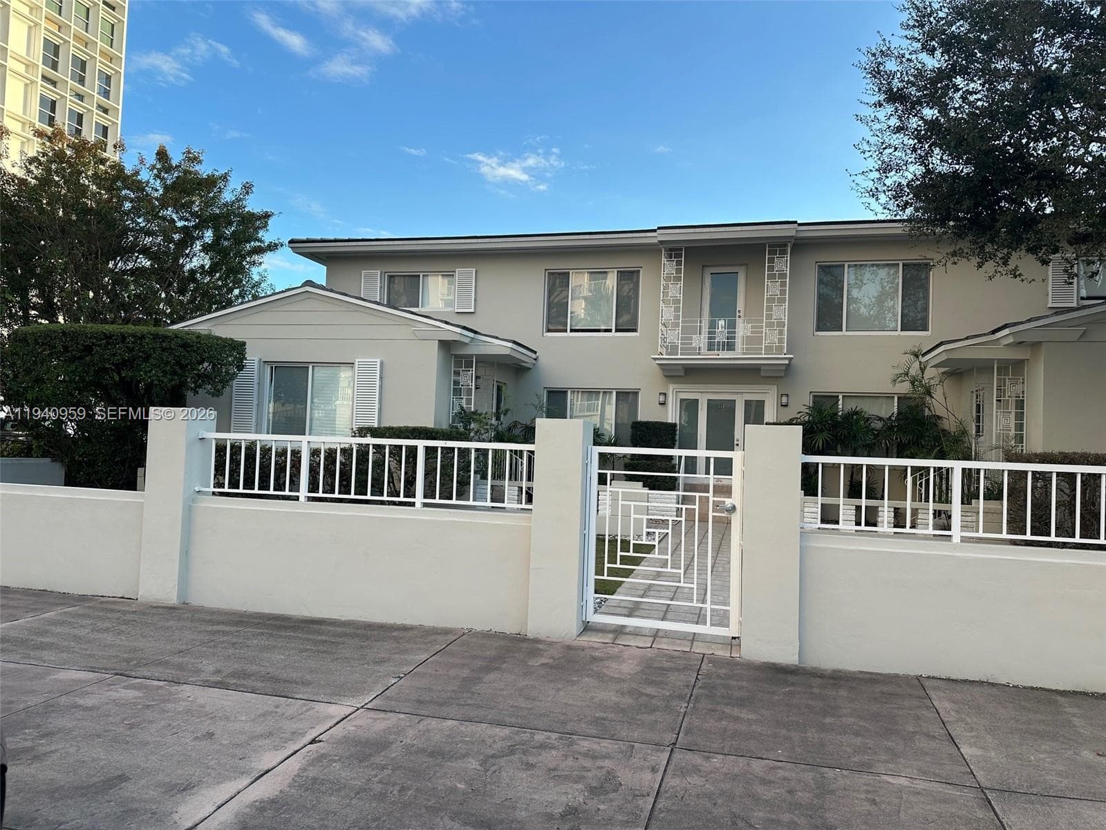 738 Biltmore Way # 1, Coral Gables FL 33134 — 3