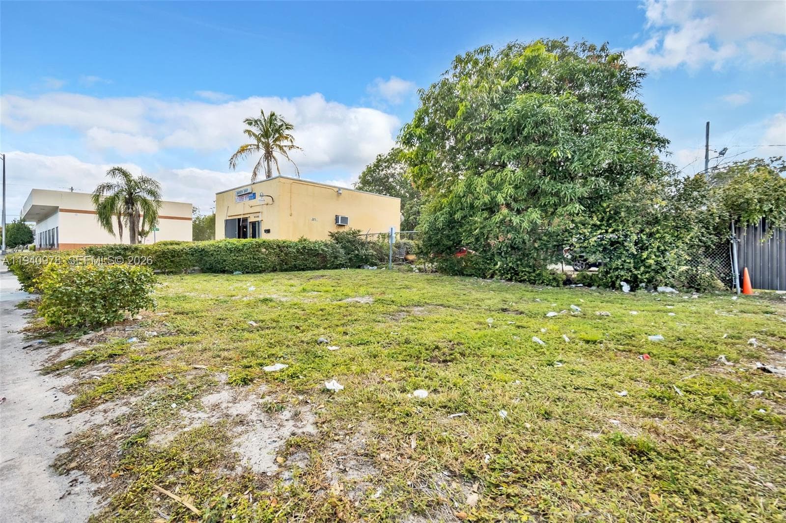 9200 NW 22nd Ave, Miami FL 33147 — 4