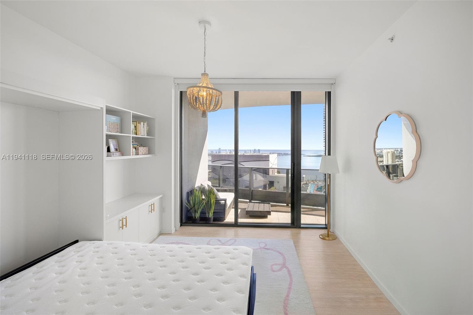 1000 Brickell Plz, Miami FL 33131 — 37