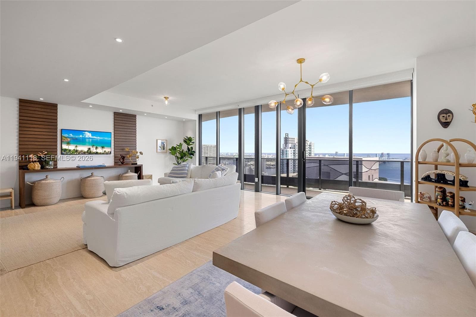 1000 Brickell Plz, Miami FL 33131 — 11