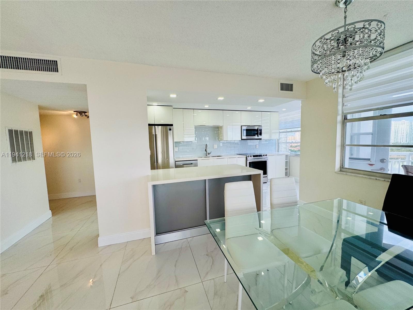 18041 Biscayne Blvd *BOAT SLIP & UNIT* # 1605, Aventura FL 33160 — 20