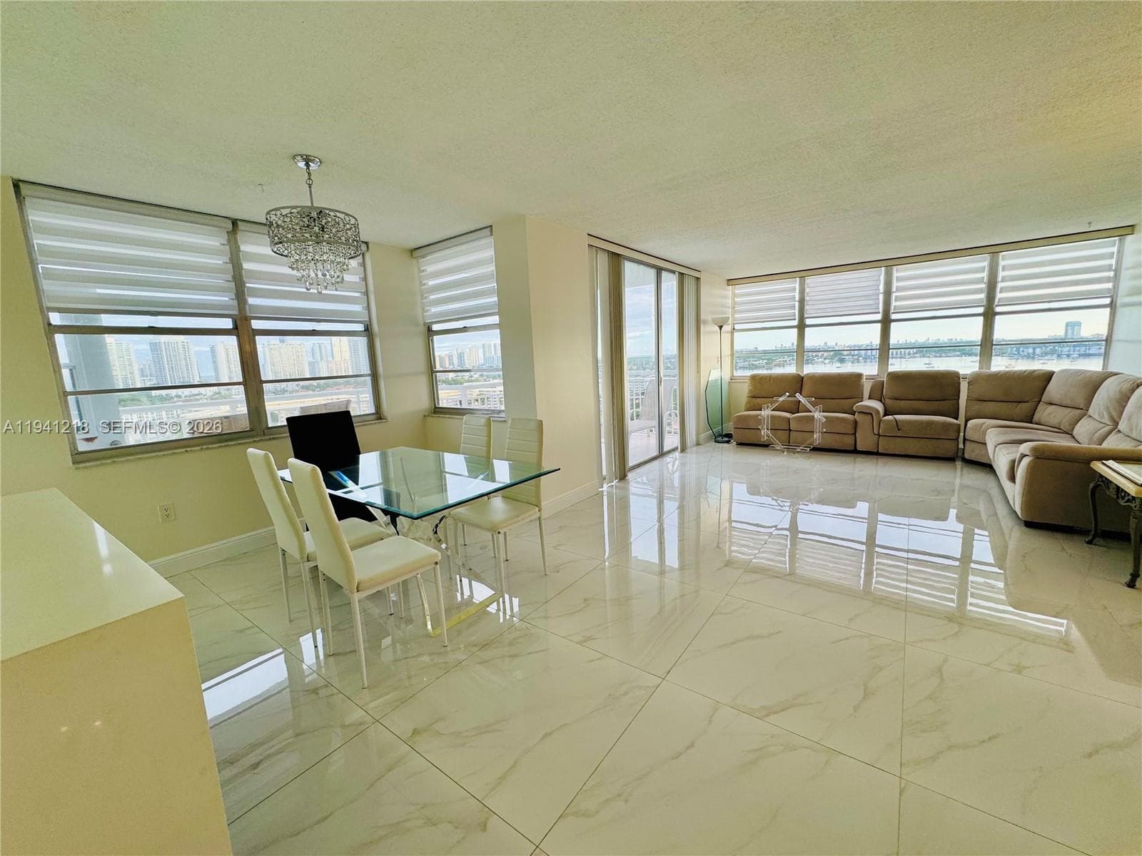 18041 Biscayne Blvd *BOAT SLIP & UNIT* # 1605, Aventura FL 33160 — 14