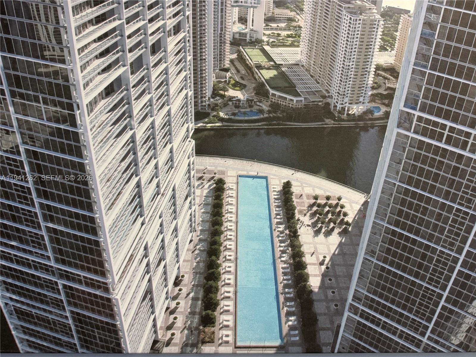 495 Brickell Ave # 3507, Miami FL 33131 — 16