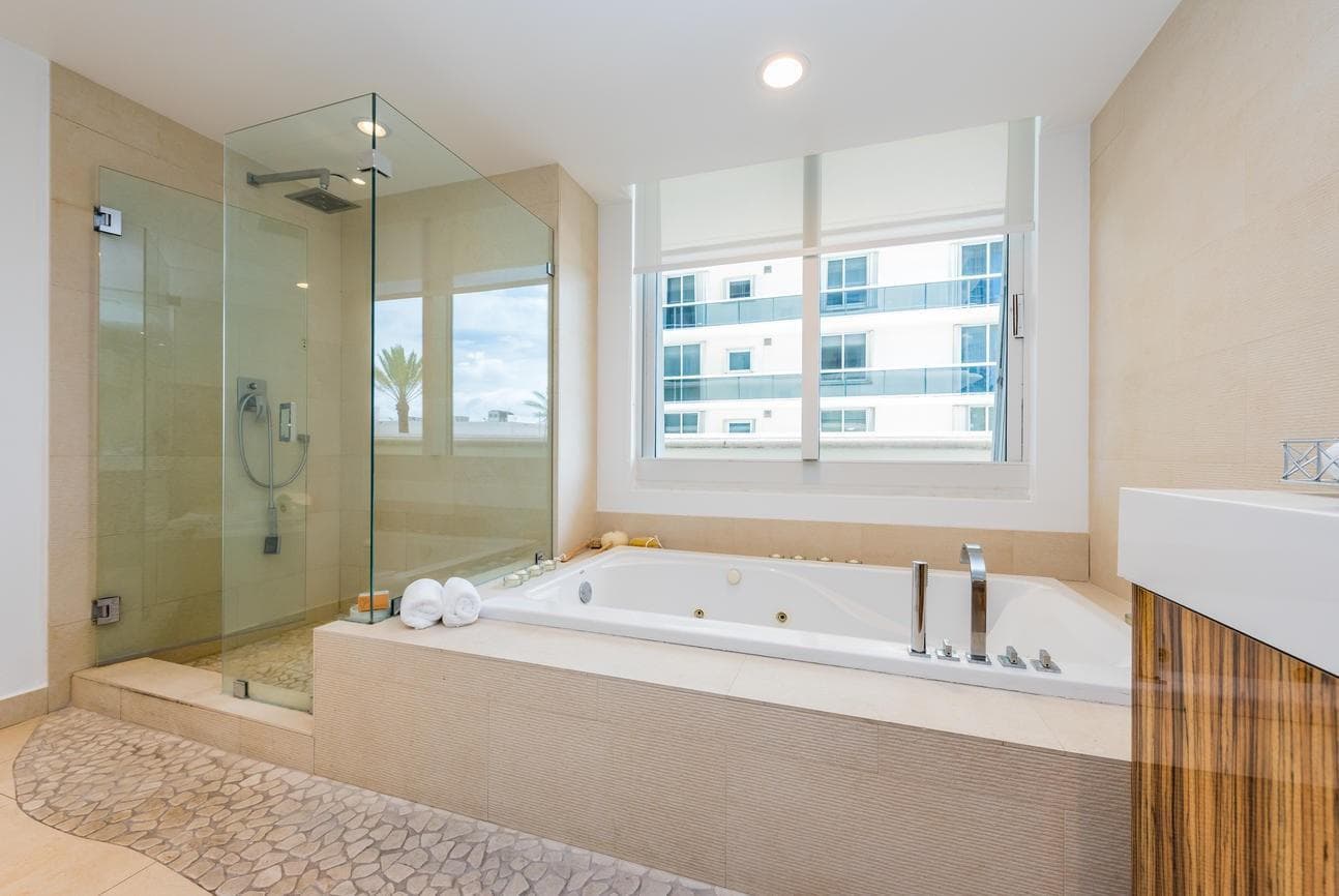 9595 Collins Avenue, Surfside FL 33154 — 29