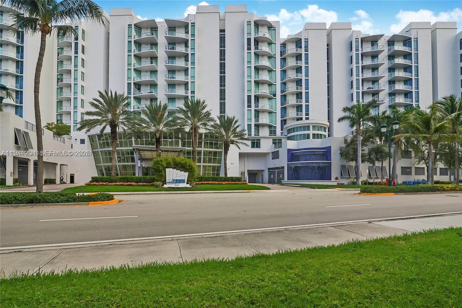 3029 NE 188th St # 505, Aventura FL 33180 — 19
