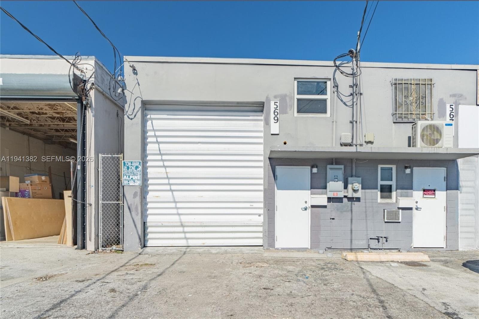 569 W 28th St, Hialeah FL 33010 — 1