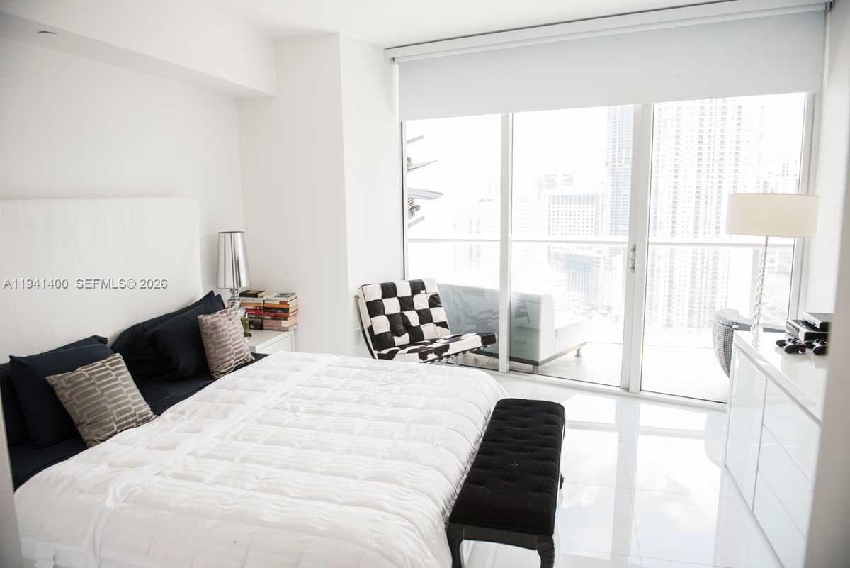495 Brickell Ave # 3805, Miami FL 33131 — 6