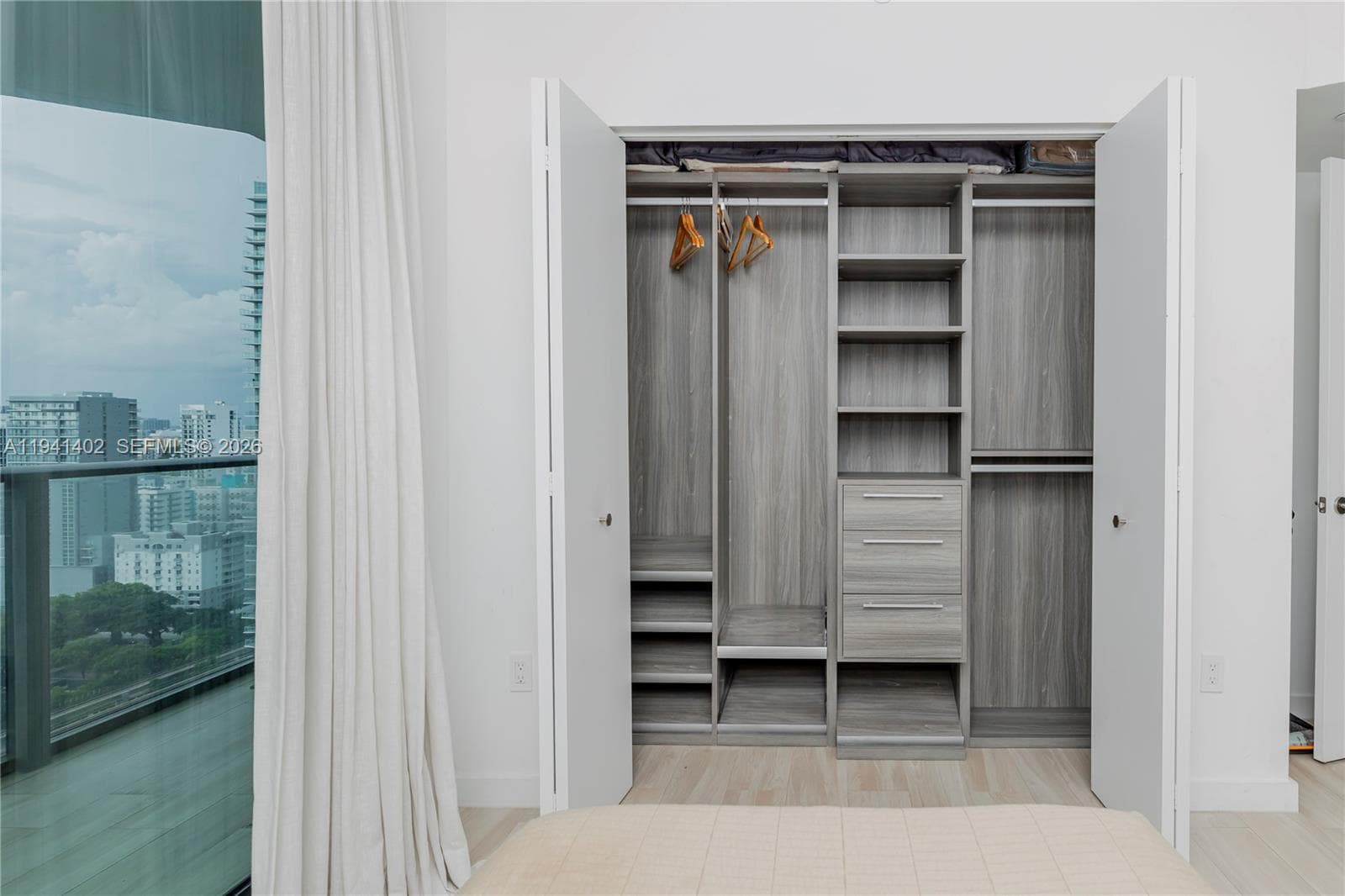 1300 S Miami Ave # 2210, Miami FL 33130 — 27