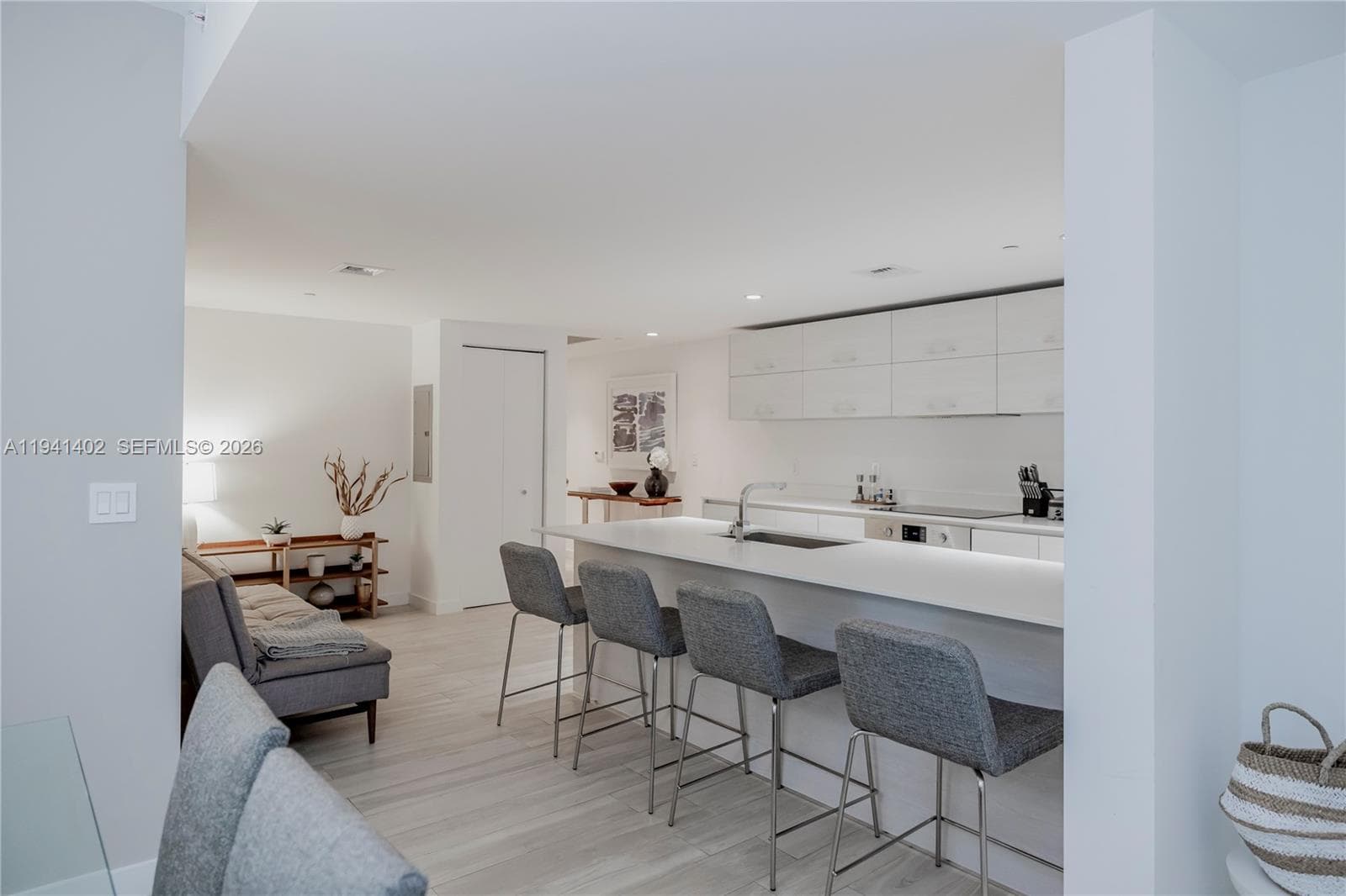 1300 S Miami Ave # 2210, Miami FL 33130 — 32