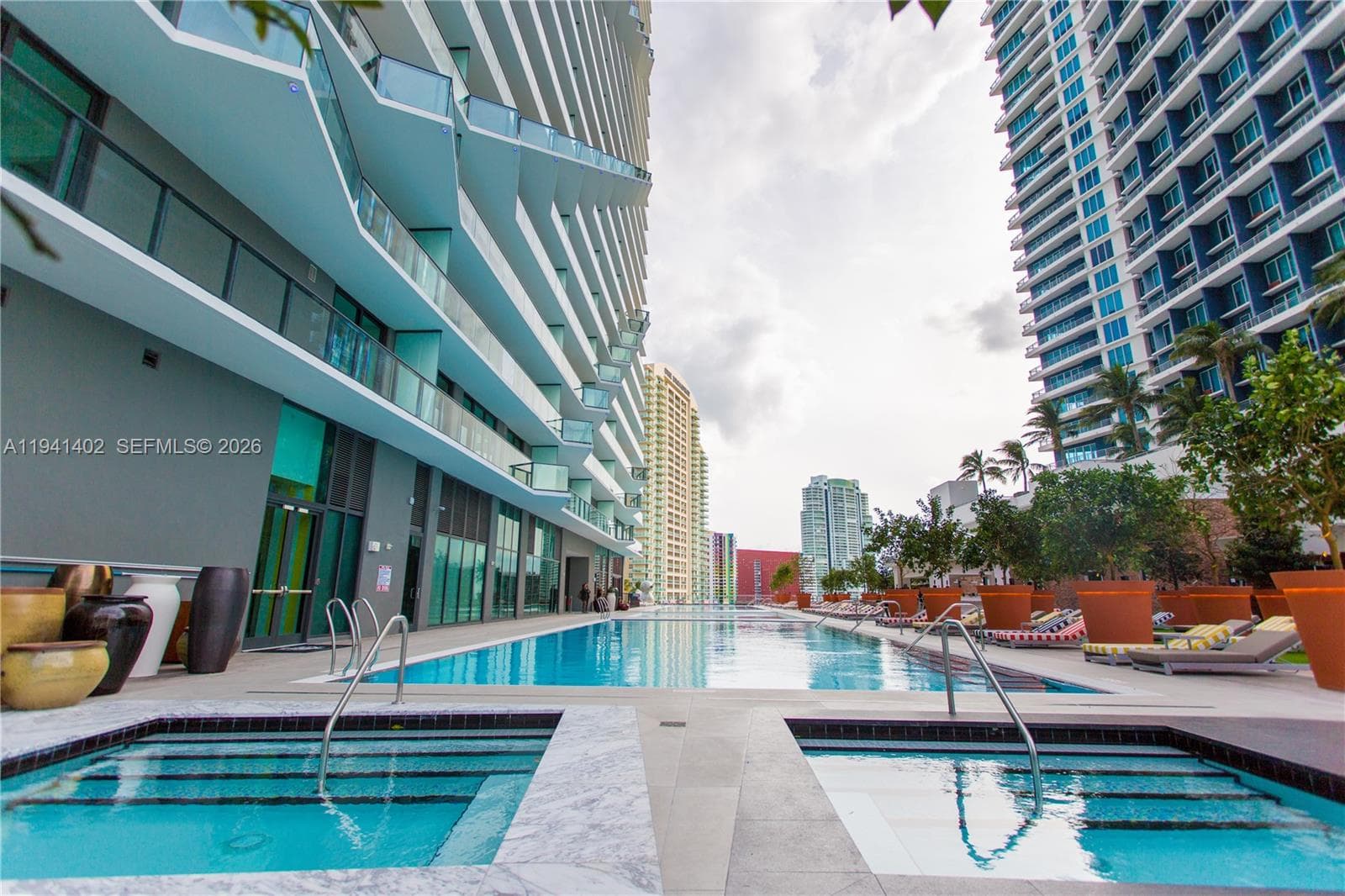 1300 S Miami Ave # 2210, Miami FL 33130 — 33