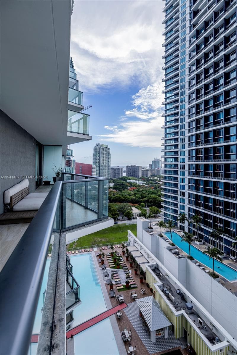1300 S Miami Ave # 2210, Miami FL 33130 — 15