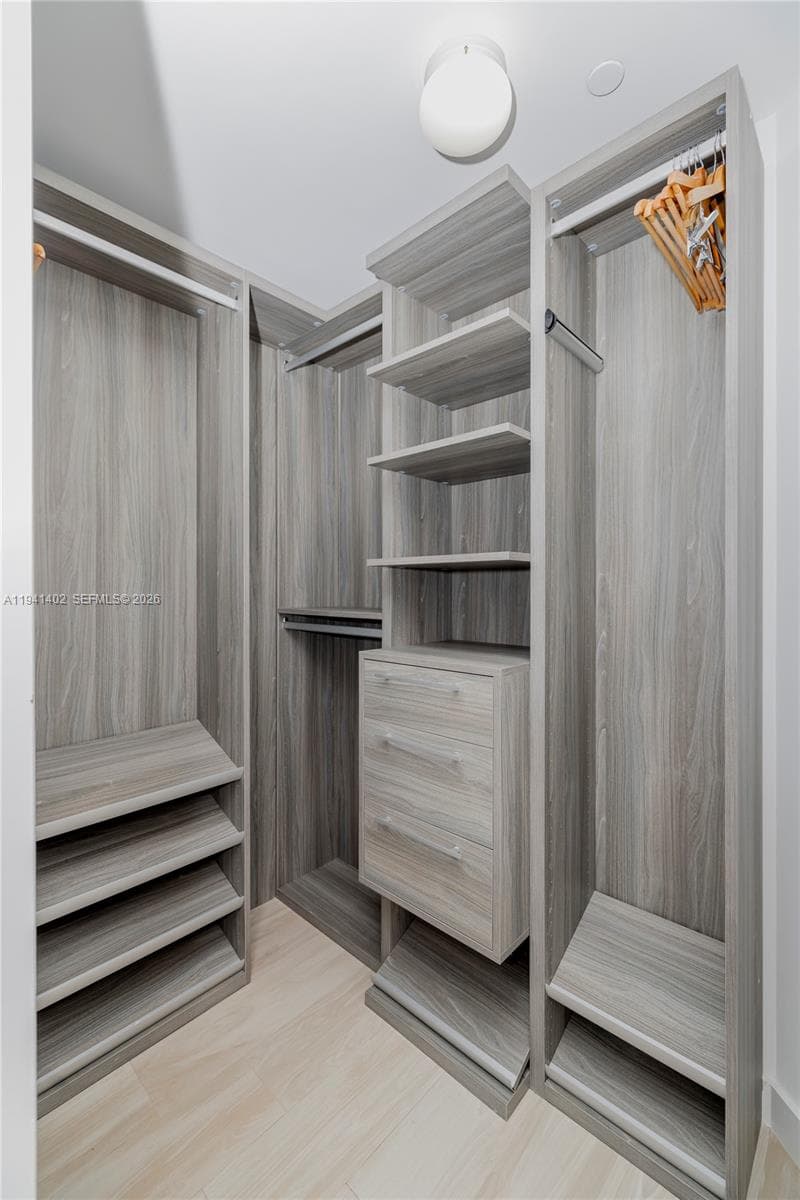 1300 S Miami Ave # 2210, Miami FL 33130 — 19