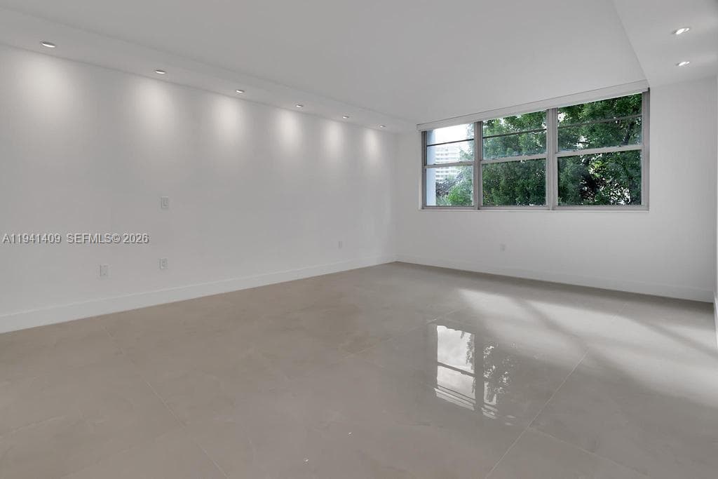 Ashley Apartments Condomi, Miami Beach, FL — 53