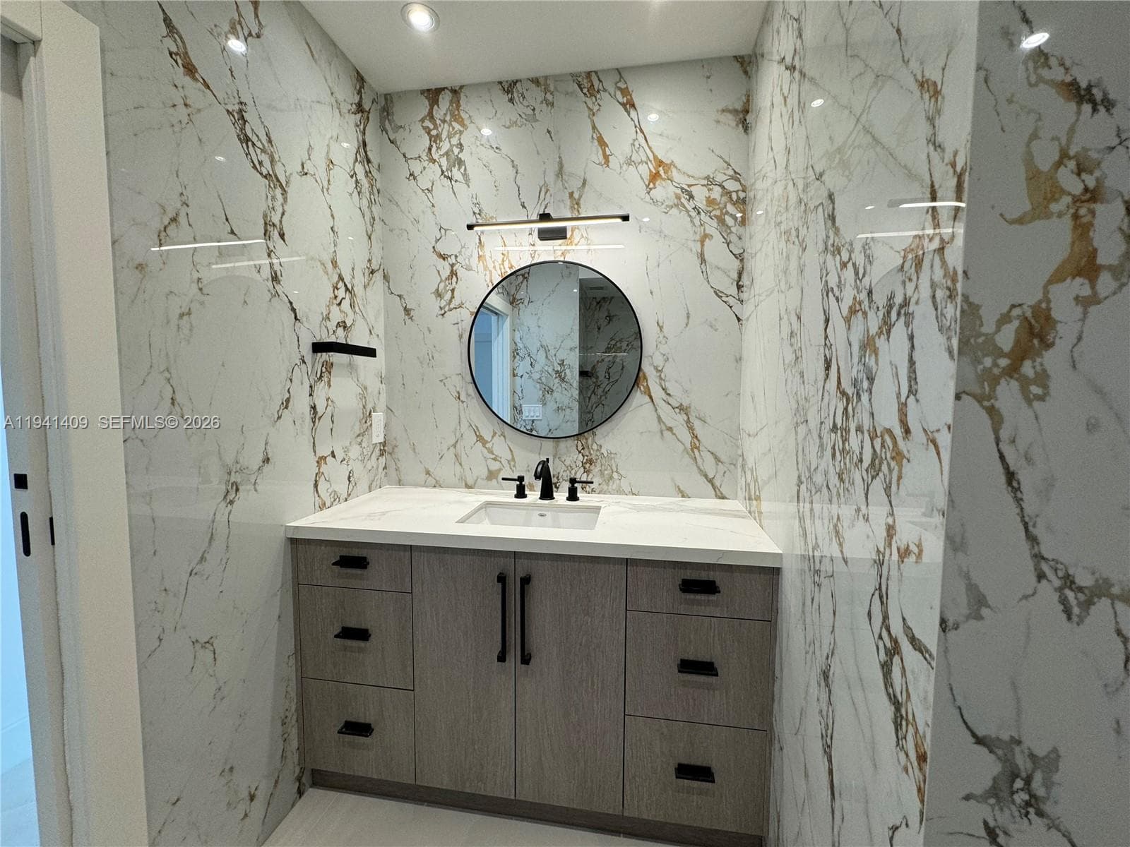 Ashley Apartments Condomi, Miami Beach, FL — 41