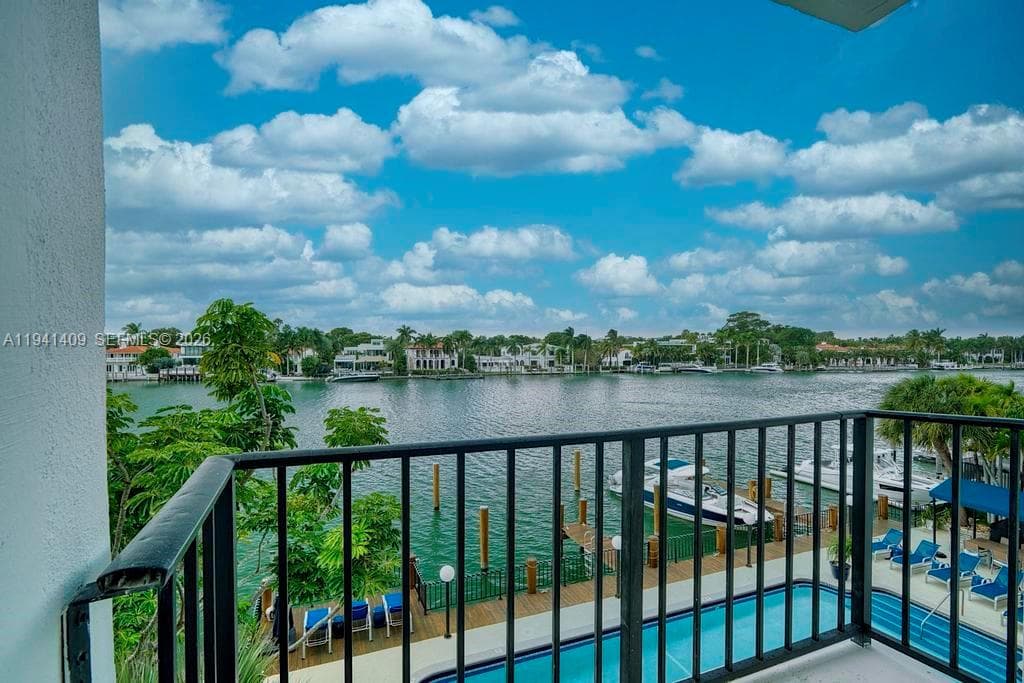 Ashley Apartments Condomi, Miami Beach, FL — 18