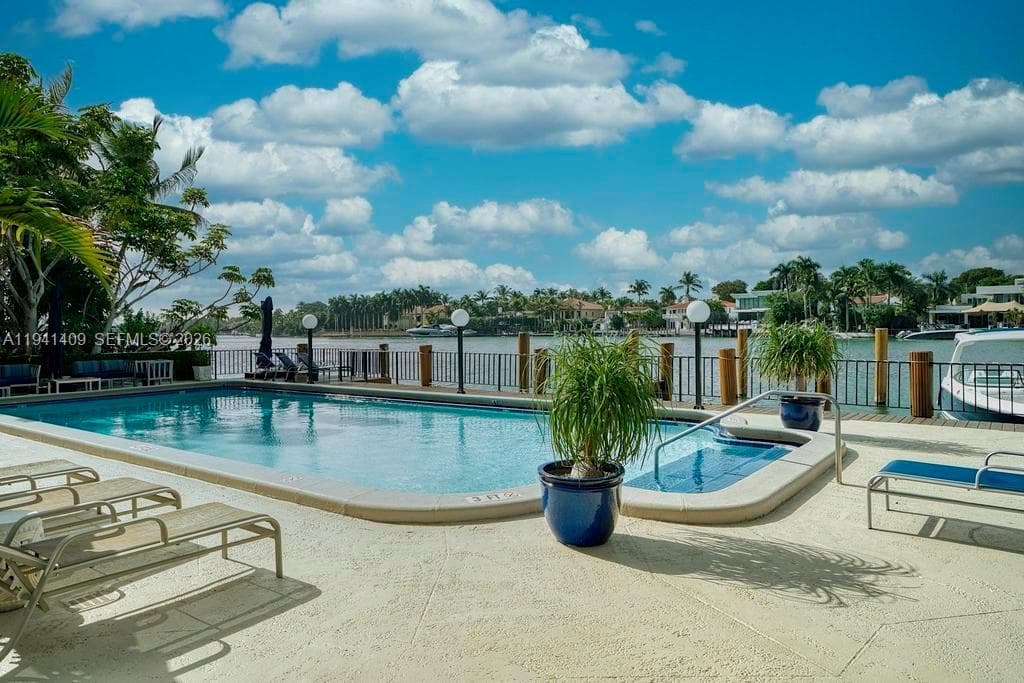 Ashley Apartments Condomi, Miami Beach, FL — 21