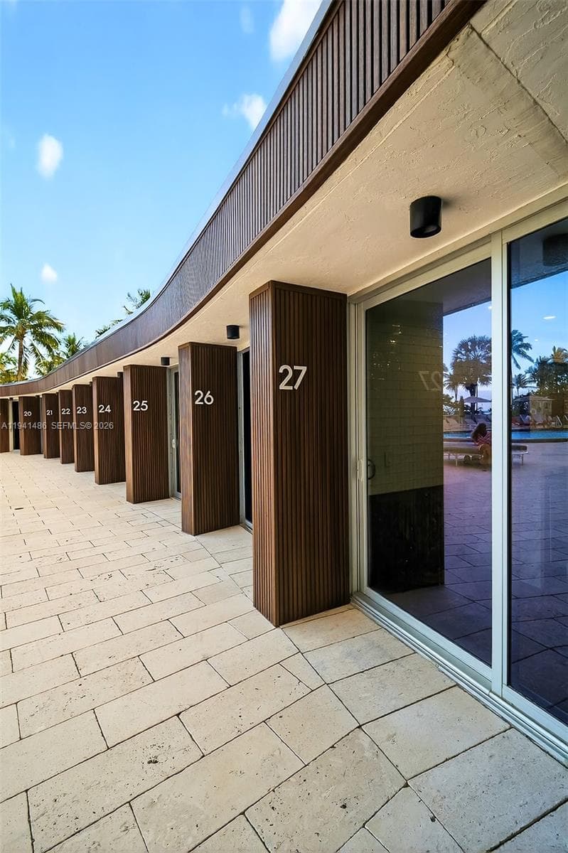 10155 Collins Ave # 1505, Bal Harbour FL 33154 — 22