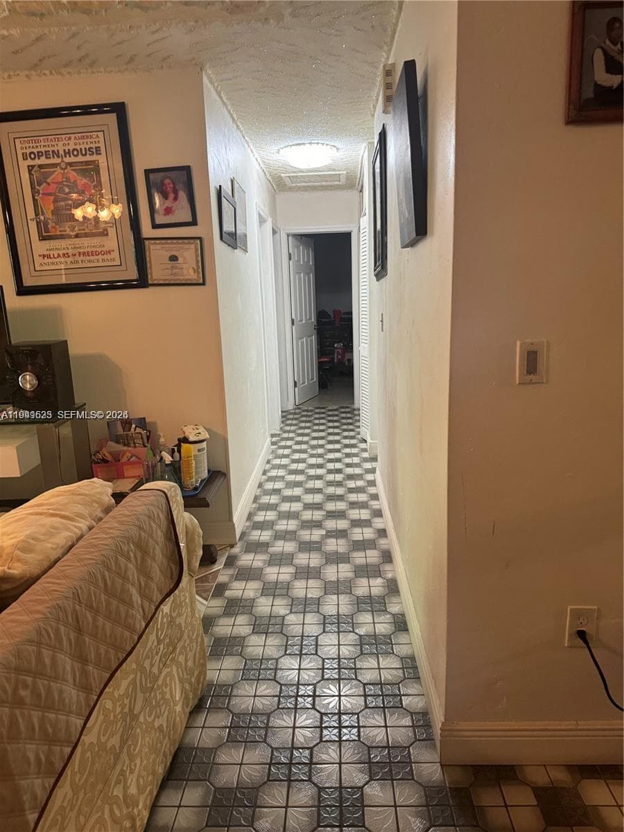 2000 NW 131st St, Miami FL 33167 — 18