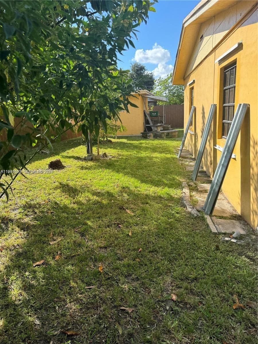 2000 NW 131st St, Miami FL 33167 — 8