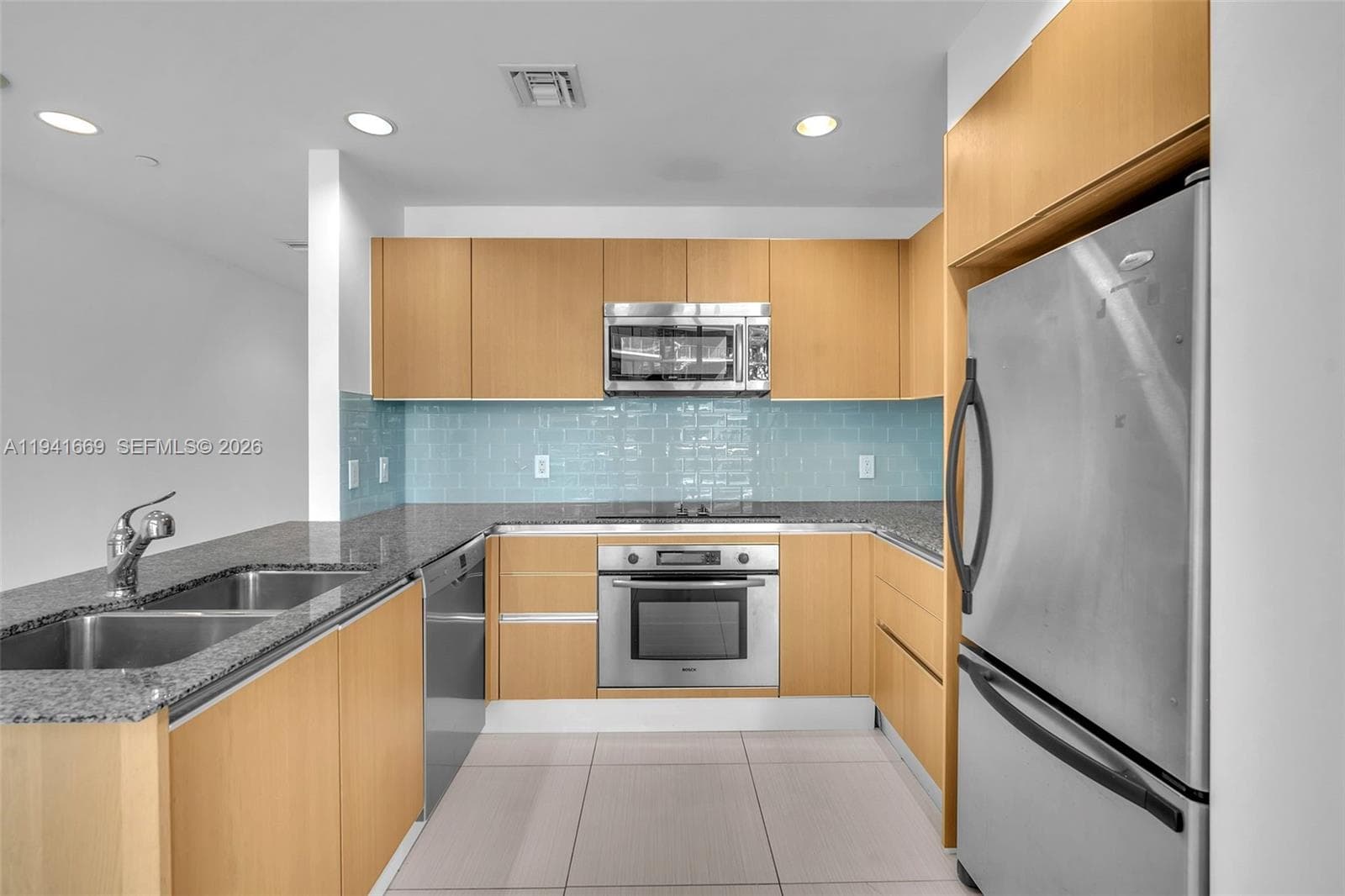 1050 Brickell Ave # 2418, Miami FL 33131 — 10