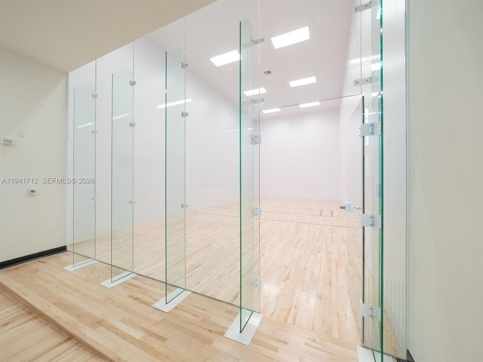 851 NE 1st Ave # 3606, Miami FL 33132 — 42