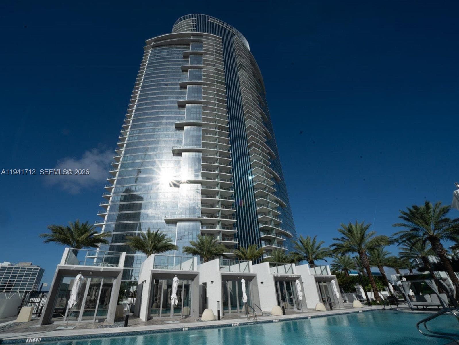 851 NE 1st Ave # 3606, Miami FL 33132 — 57