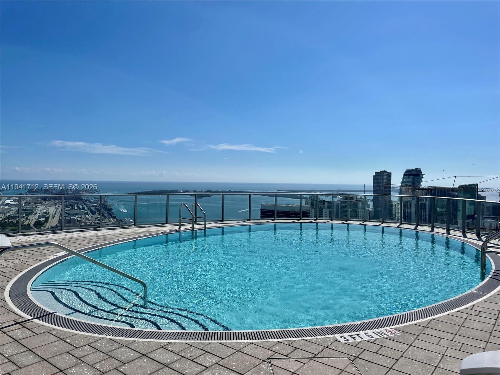 851 NE 1st Ave # 3606, Miami FL 33132 — 32