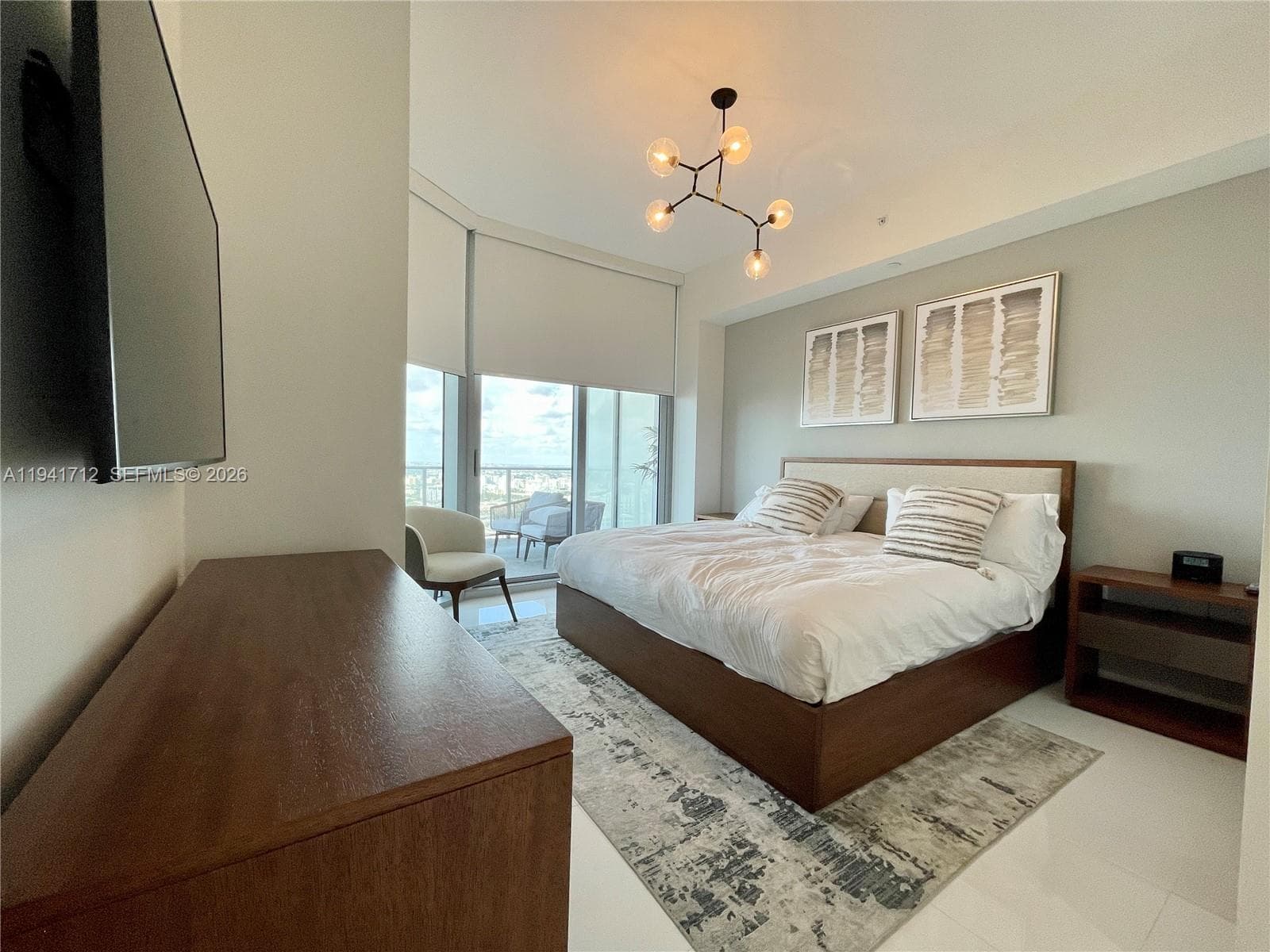851 NE 1st Ave # 3606, Miami FL 33132 — 9