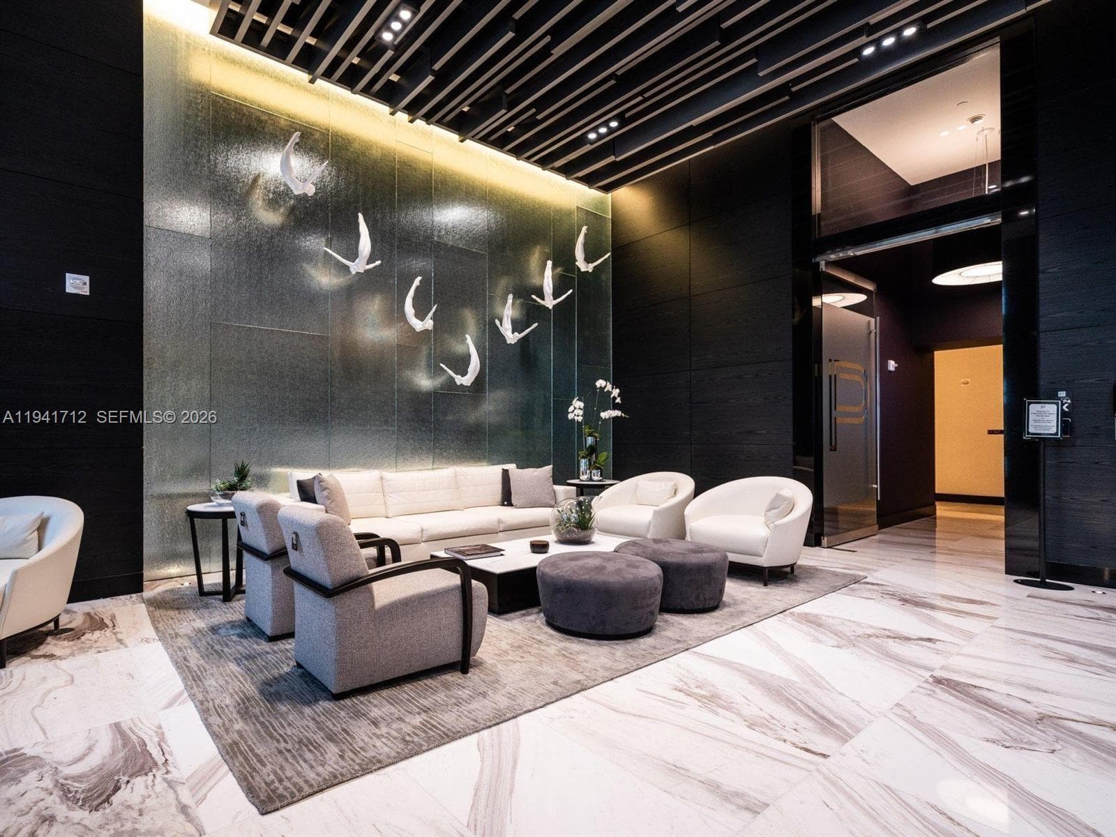 851 NE 1st Ave # 3606, Miami FL 33132 — 61