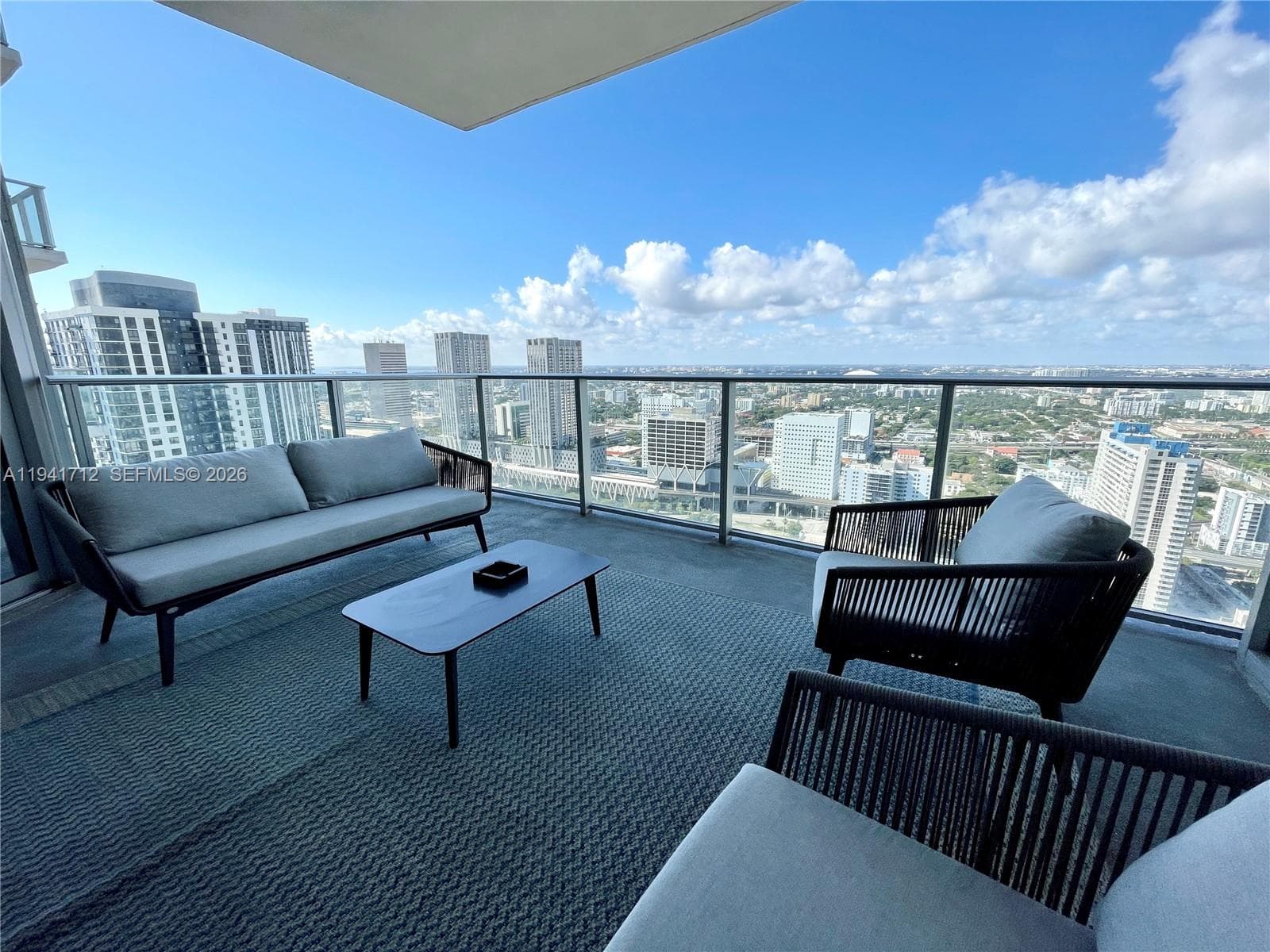 851 NE 1st Ave # 3606, Miami FL 33132 — 18