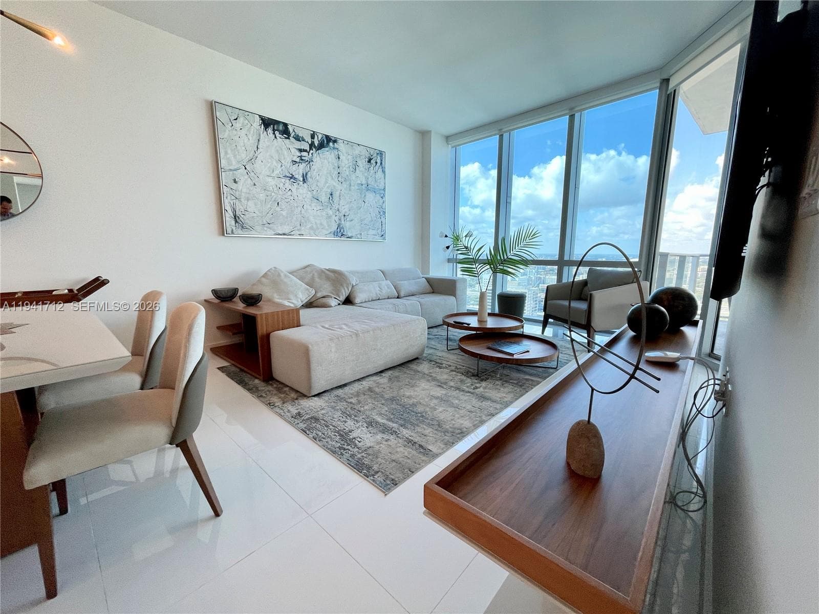 851 NE 1st Ave # 3606, Miami FL 33132 — 4
