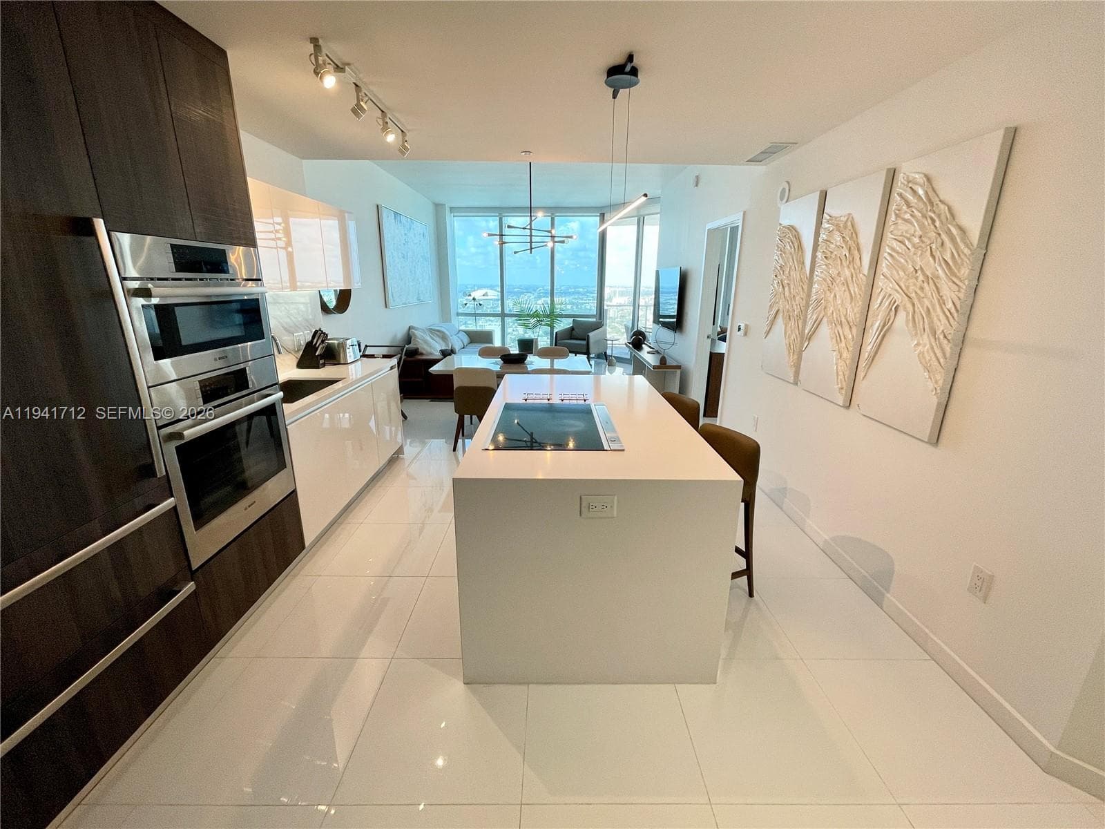 851 NE 1st Ave # 3606, Miami FL 33132 — 8
