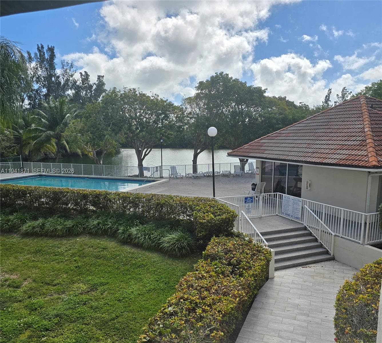 8200 SW 210th St # 111, Cutler Bay FL 33189 — 8