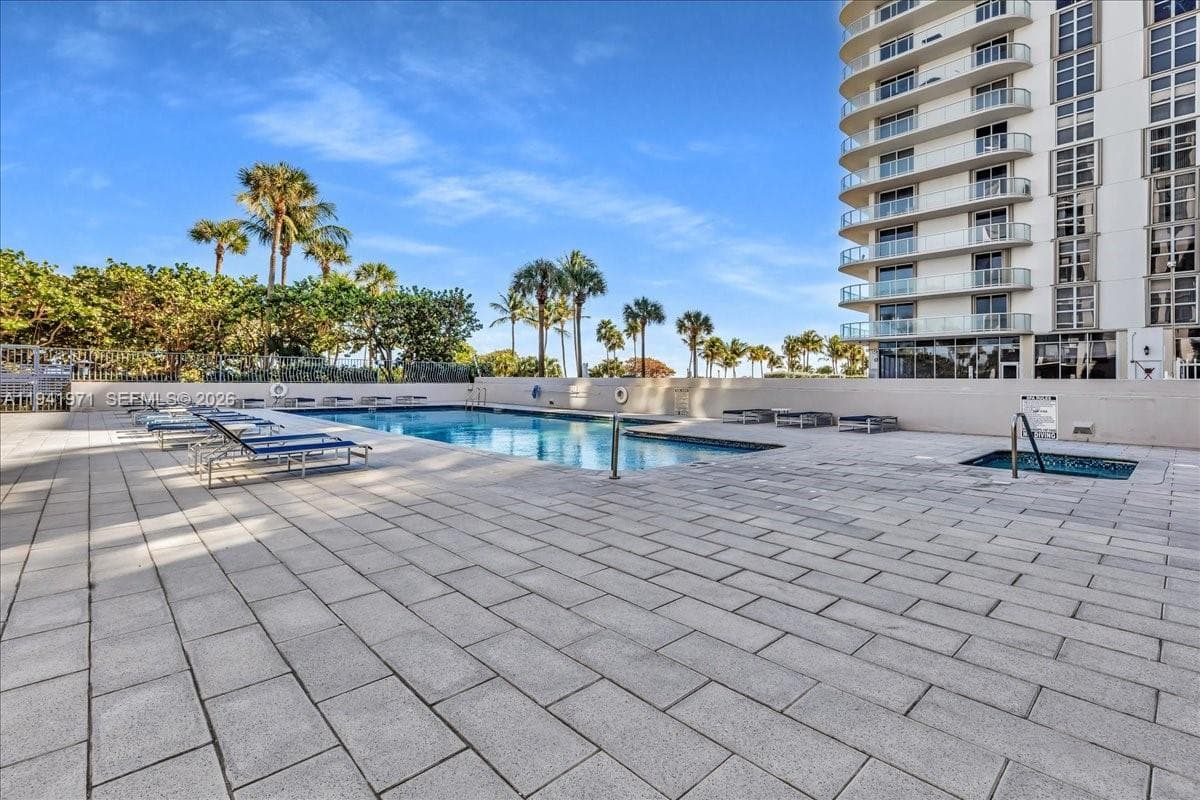 8877 Collins Ave # 2, Surfside FL 33154 — 47