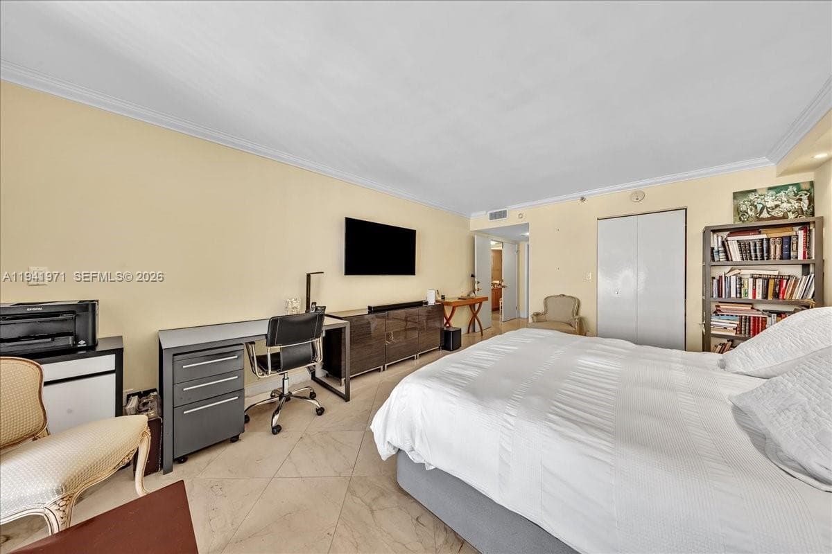 8877 Collins Ave # 2, Surfside FL 33154 — 35