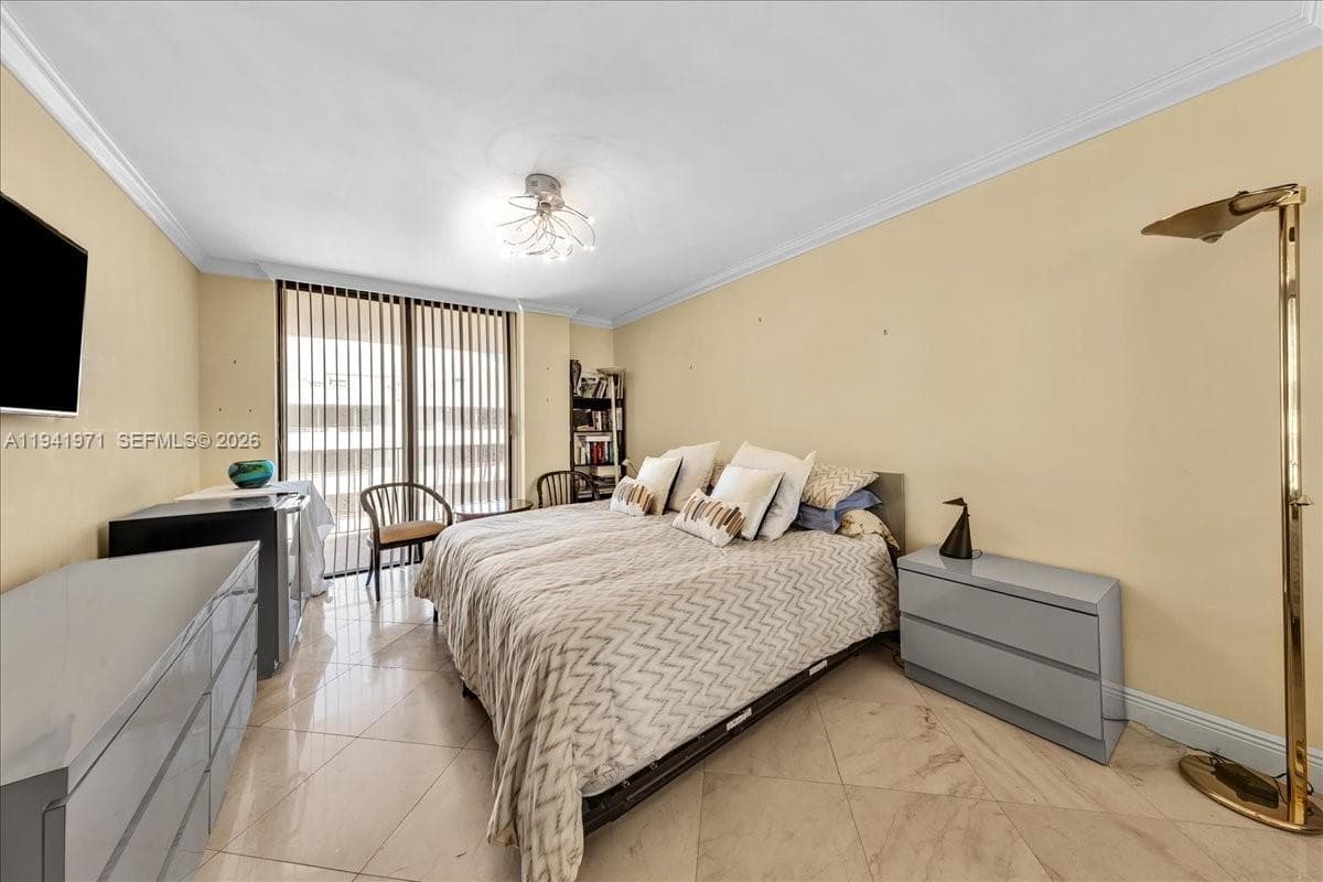 8877 Collins Ave # 2, Surfside FL 33154 — 29