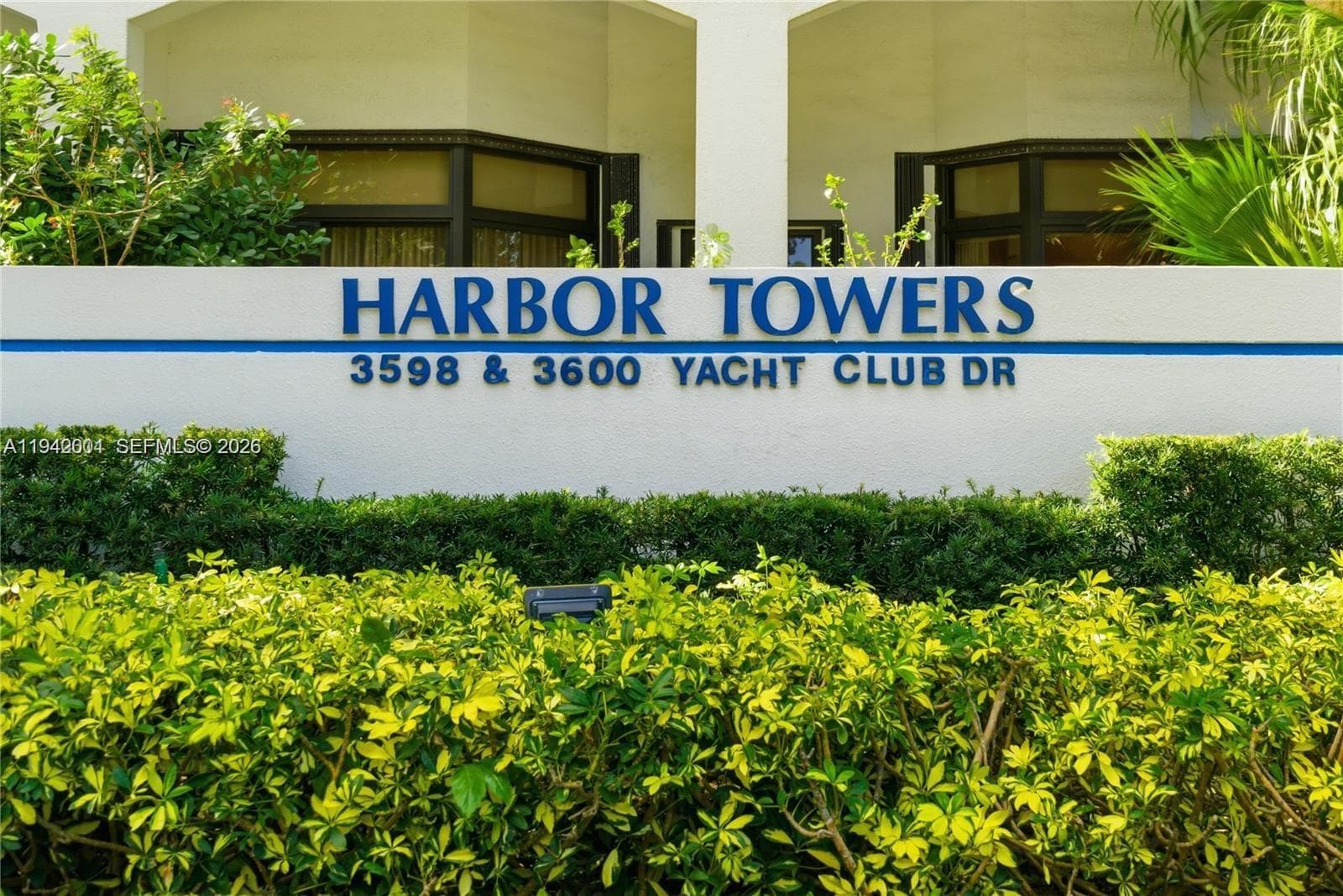 3598 Yacht Club Dr # 1101, Aventura FL 33180 — 3
