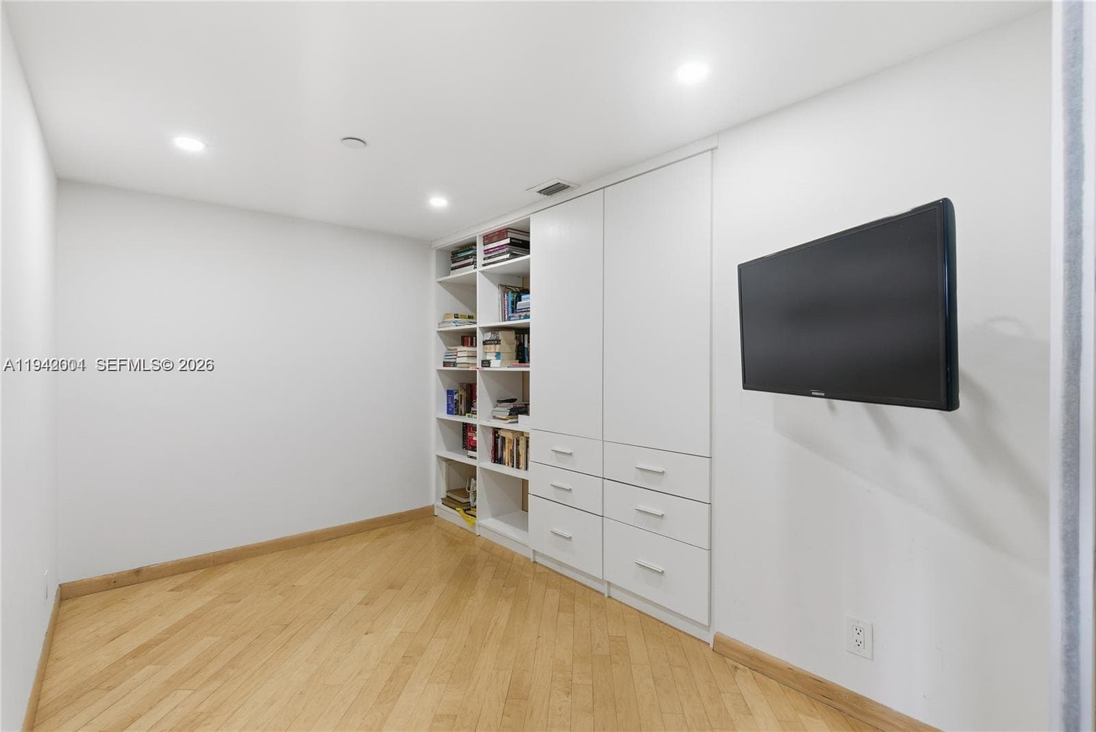 3598 Yacht Club Dr # 1101, Aventura FL 33180 — 15