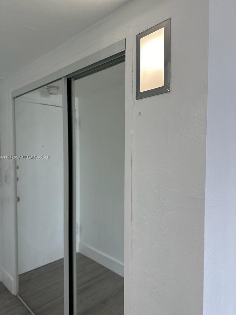 6484 Indian Creek Dr # 220, Miami Beach FL 33141 — 10