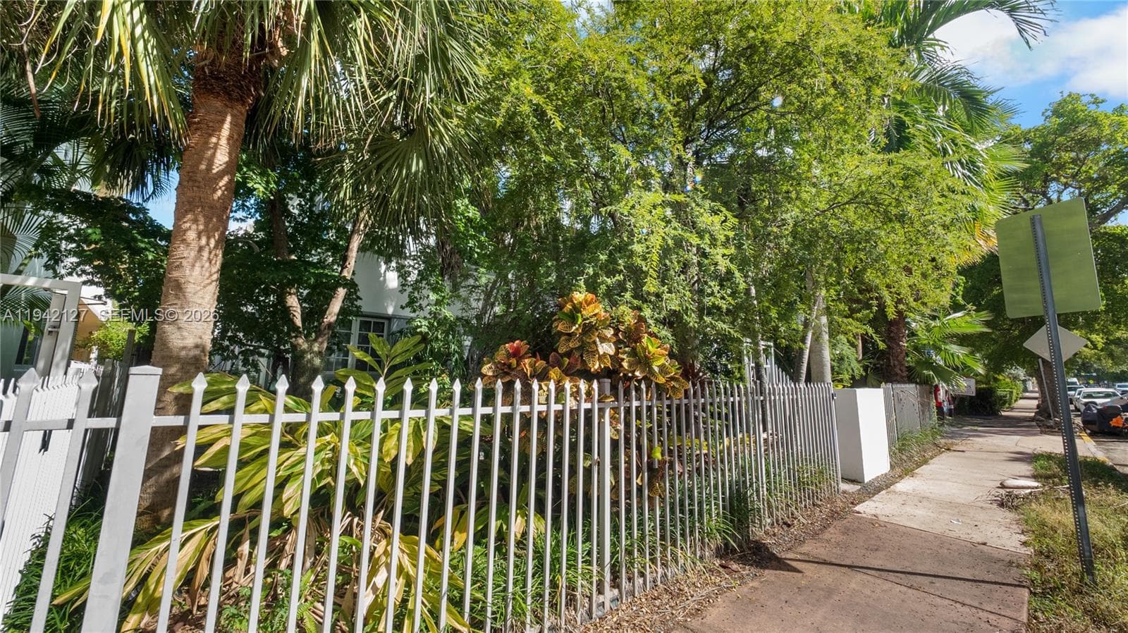 645 Michigan Ave # A, Miami Beach FL 33139 — 27